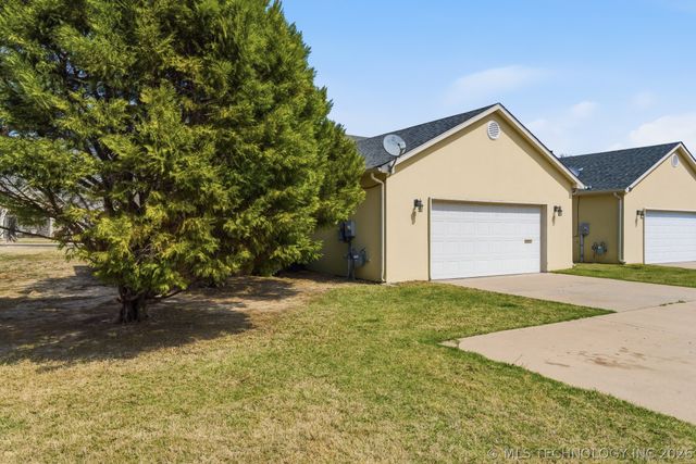 8410 E 74th Court, Tulsa, OK 74133