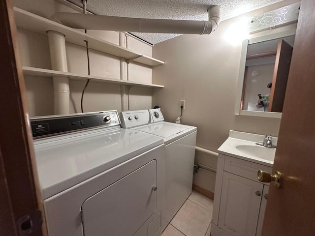 8833 Queen Avenue S, Bloomington, MN 55431