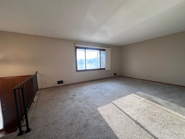 8833 Queen Avenue S, Bloomington, MN 55431
