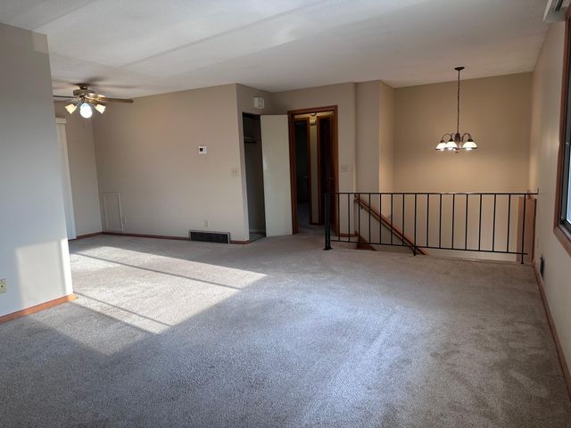 8833 Queen Avenue S, Bloomington, MN 55431