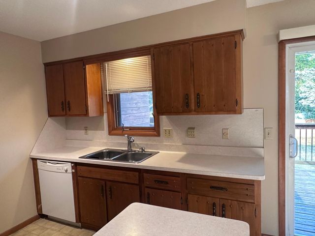 8833 Queen Avenue S, Bloomington, MN 55431