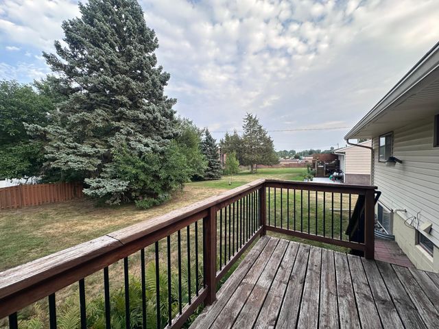 8833 Queen Avenue S, Bloomington, MN 55431