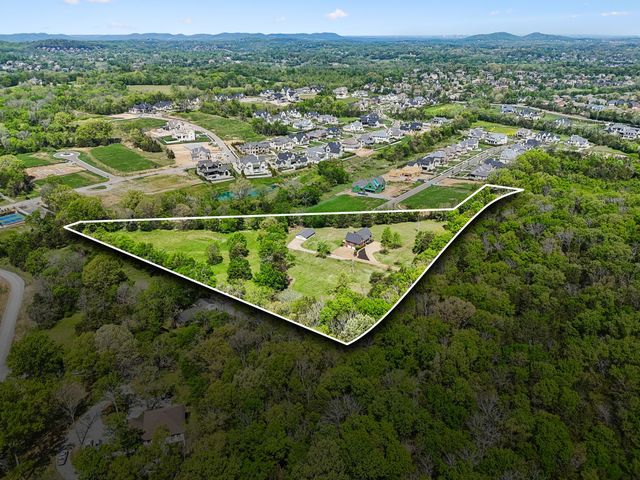9824 Split Log Rd, Brentwood, TN 37027