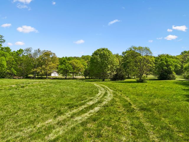 9824 Split Log Rd, Brentwood, TN 37027