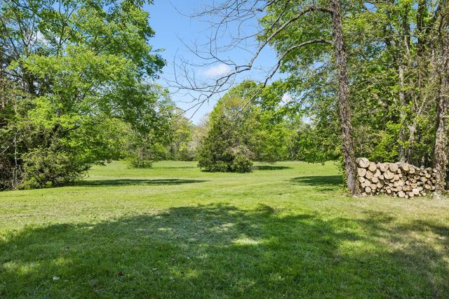 9824 Split Log Rd, Brentwood, TN 37027
