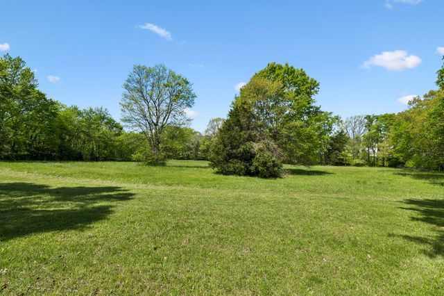 9824 Split Log Rd, Brentwood, TN 37027