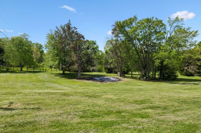 9824 Split Log Rd, Brentwood, TN 37027