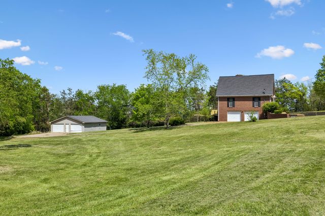 9824 Split Log Rd, Brentwood, TN 37027