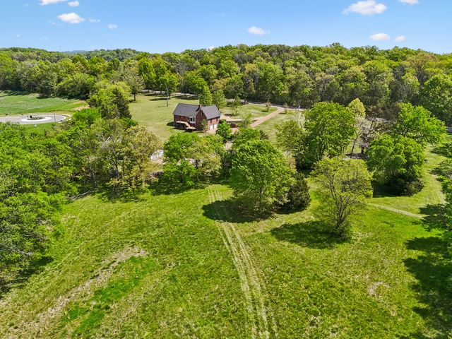 9824 Split Log Rd, Brentwood, TN 37027