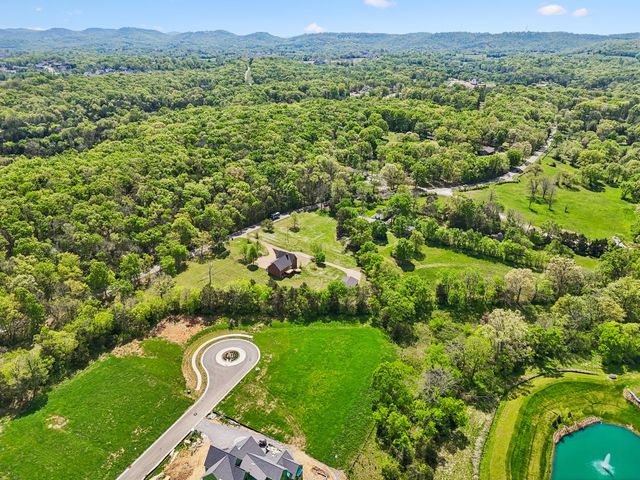 9824 Split Log Rd, Brentwood, TN 37027