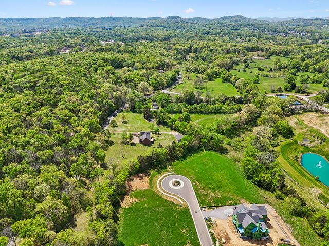 9824 Split Log Rd, Brentwood, TN 37027