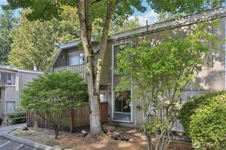 4815 180th Street SW #L102, Lynnwood, WA 98037