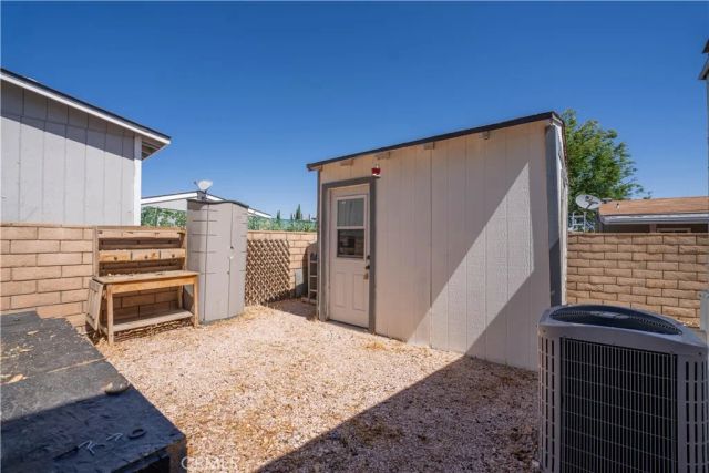 1030 E Avenue S South 88, Palmdale, CA 93550