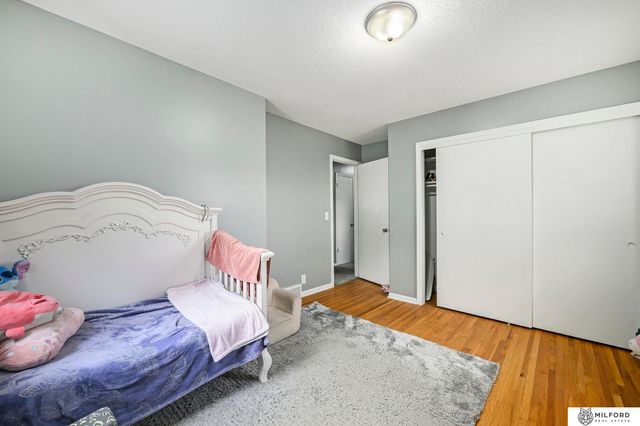 5029 Arbor Circle, Omaha, NE 68106