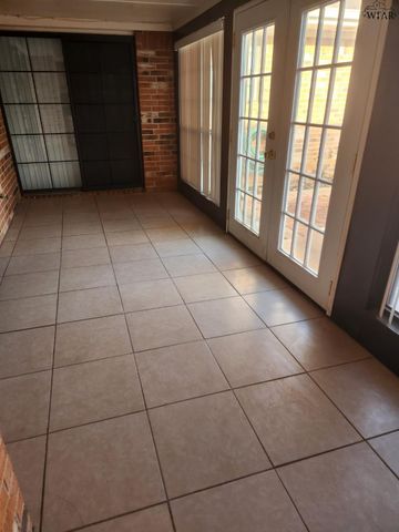 5 KAREN COURT, Wichita Falls, TX 76309