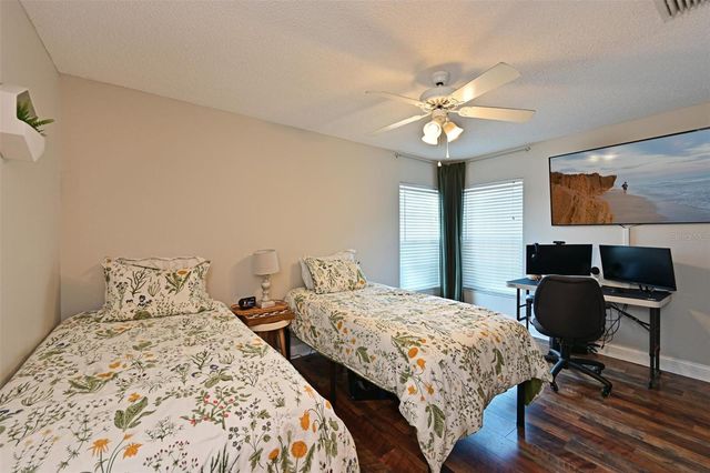 4427 MURFIELD DRIVE E, Bradenton, FL 34203