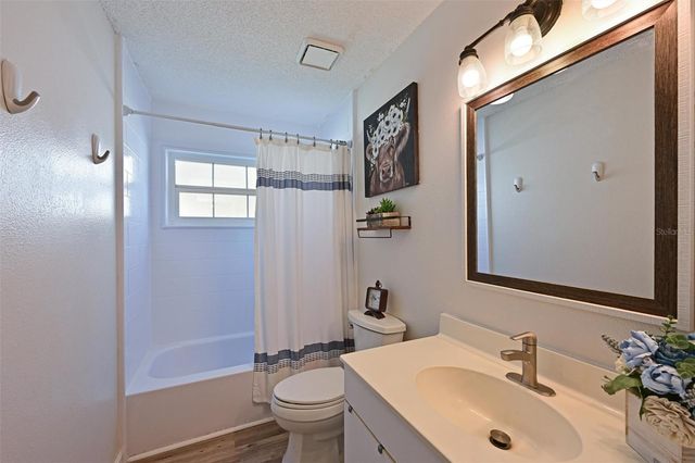4427 MURFIELD DRIVE E, Bradenton, FL 34203