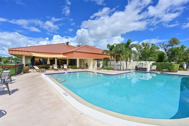 4427 MURFIELD DRIVE E, Bradenton, FL 34203