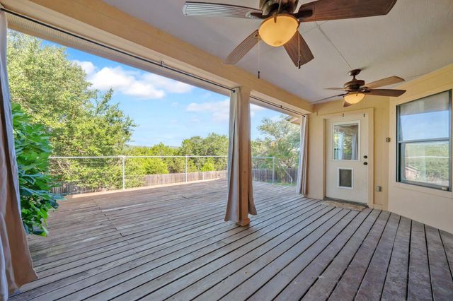 104 Cowal DR N, Spicewood, TX 78669