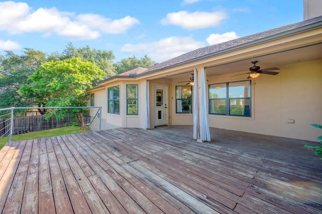 104 Cowal DR N, Spicewood, TX 78669