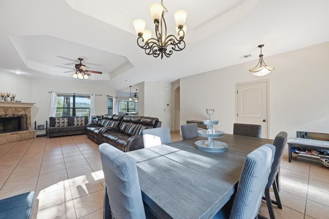 104 Cowal DR N, Spicewood, TX 78669