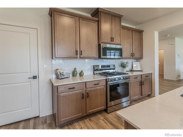 1600 Sunflower Way, Johnstown, CO 80534
