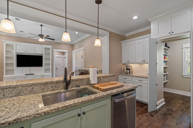 36 Magnolia Crossing, Sumrall, MS 39482