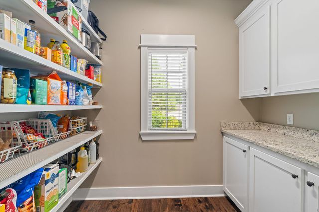 36 Magnolia Crossing, Sumrall, MS 39482