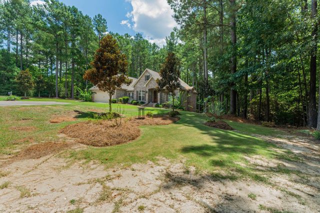 36 Magnolia Crossing, Sumrall, MS 39482