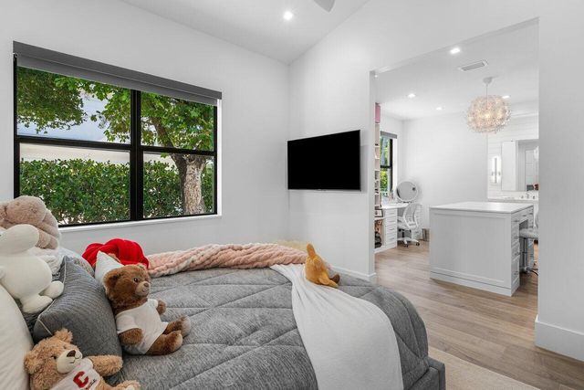 3746 NW 53rd Street, Boca Raton, FL 33496