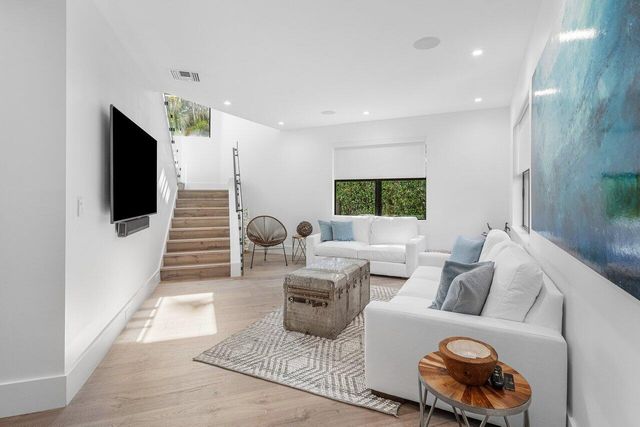 3746 NW 53rd Street, Boca Raton, FL 33496