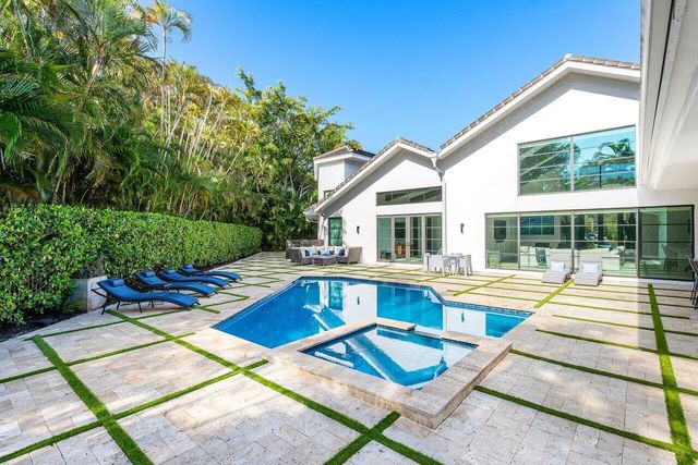 3746 NW 53rd Street, Boca Raton, FL 33496