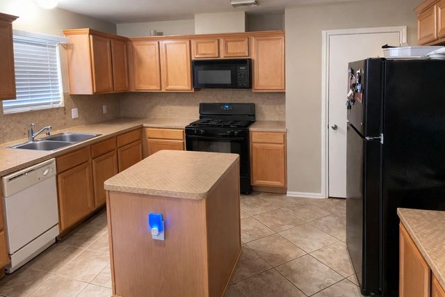 4119 Teal Valley Court, Fresno, TX 77545