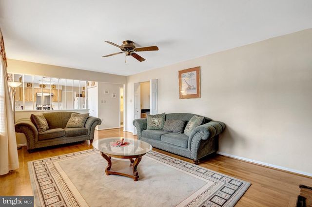 3352 BROKEN KNIFE CT, Annandale, VA 22003