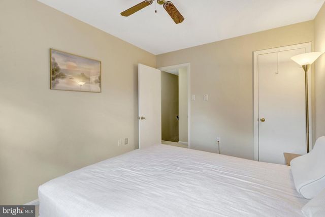 3352 BROKEN KNIFE CT, Annandale, VA 22003