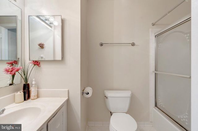 3352 BROKEN KNIFE CT, Annandale, VA 22003