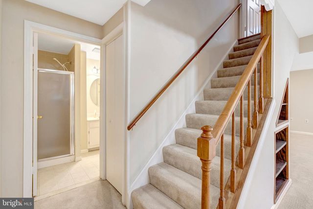 3352 BROKEN KNIFE CT, Annandale, VA 22003