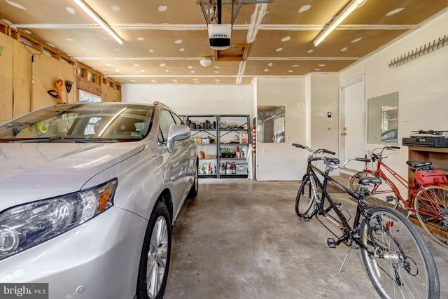 3352 BROKEN KNIFE CT, Annandale, VA 22003