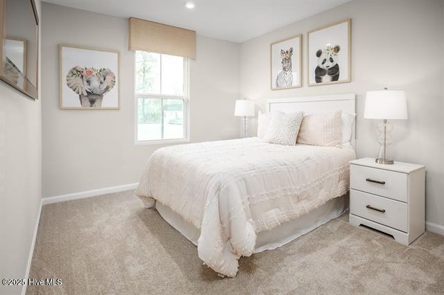 8182 Sterling Oaks Drive NW, Ash, NC 28420