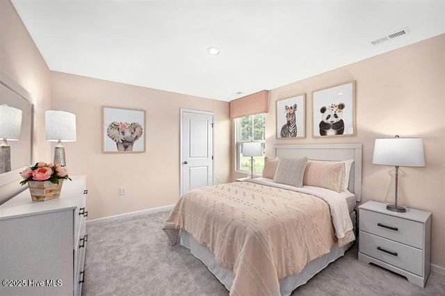 8182 Sterling Oaks Drive NW, Ash, NC 28420