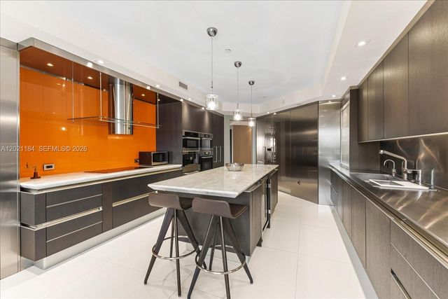 7431 Fisher Island Drive 7431, Miami Beach, FL 33109
