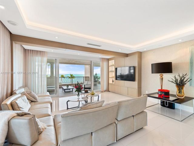 7431 Fisher Island Drive 7431, Miami Beach, FL 33109