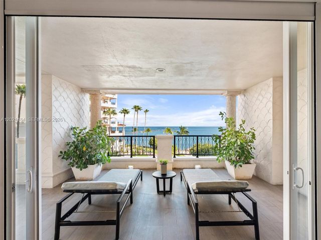 7431 Fisher Island Drive 7431, Miami Beach, FL 33109
