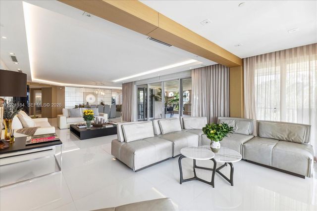 7431 Fisher Island Drive 7431, Miami Beach, FL 33109
