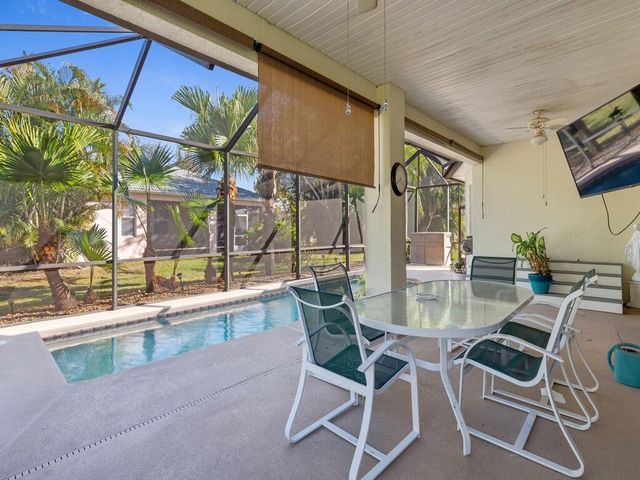 4810 48th Avenue Avenue, Vero Beach, FL 32967