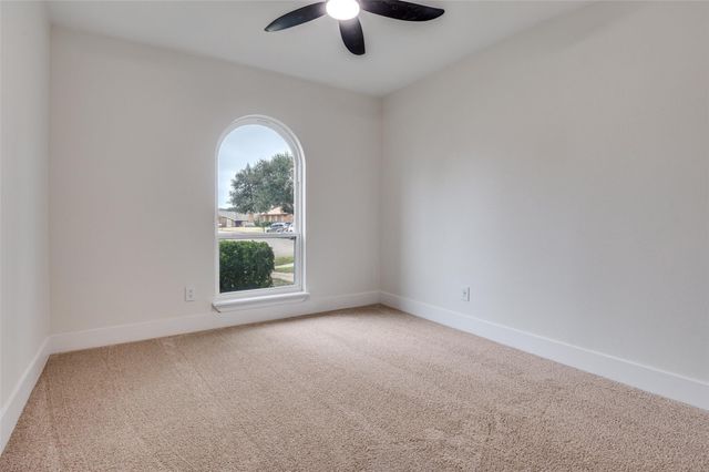 1912 Primrose, Carrollton, TX 75007
