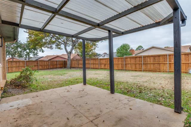 1912 Primrose, Carrollton, TX 75007