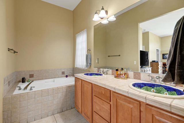 78595 Saguaro Road, La Quinta, CA 92253