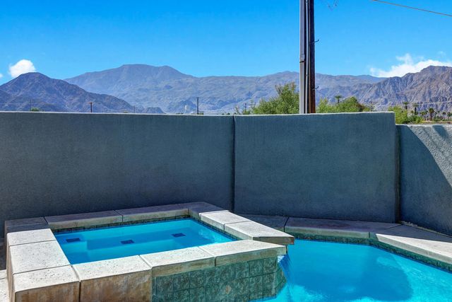 78595 Saguaro Road, La Quinta, CA 92253