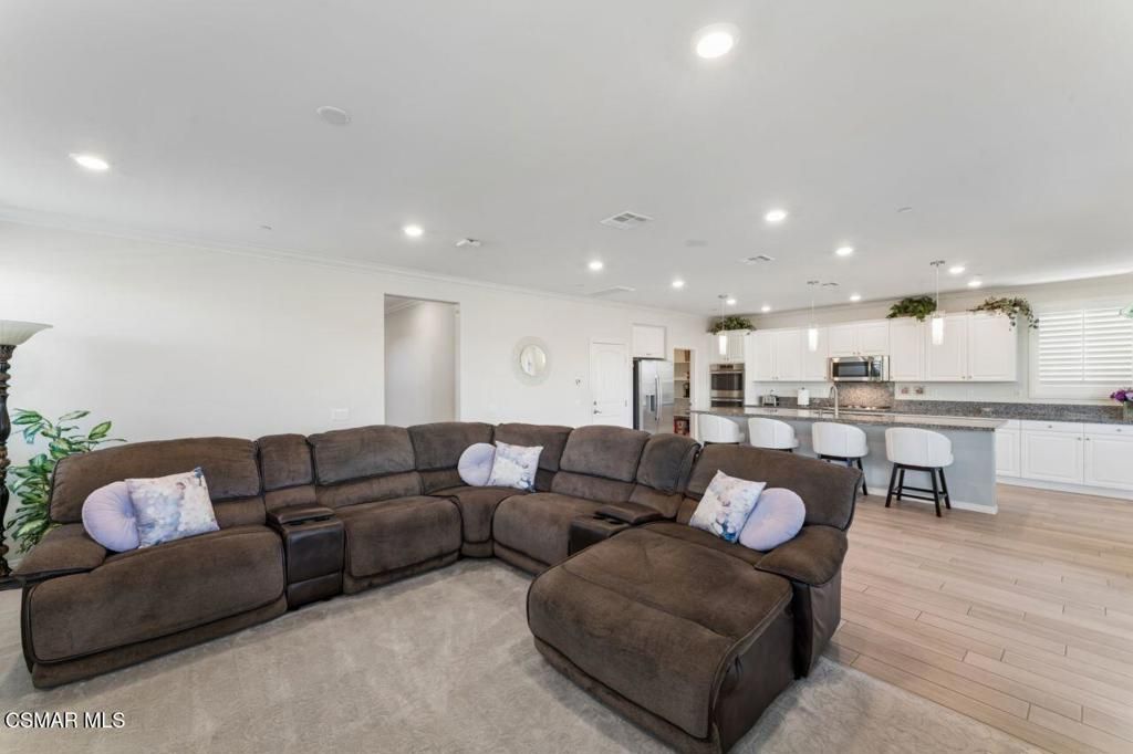 67 Redwood Grove Court, Simi Valley, CA 93065 — photo 4